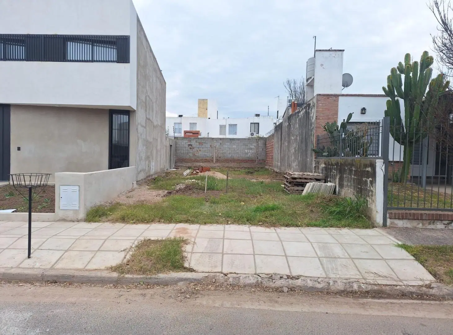 VENTA Lote Apto DUPLEX - Nuevo Poeta Lugones - 155 m2 2