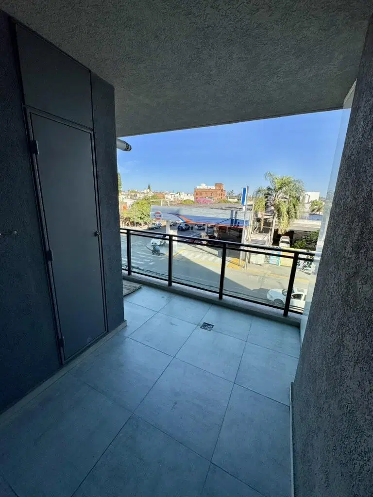VENTA DEPTO 2 DORM BALCON FRENTE GENERAL PAZ 3