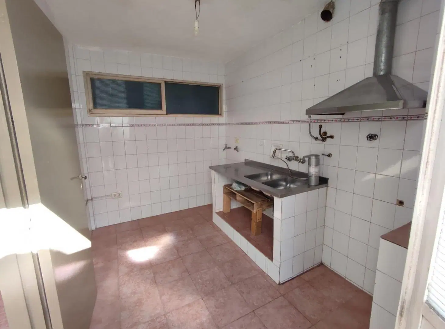 ALQUILER DEPTO 3 DORM CON PATIO NUEVO CENTRO SHOPPING 3