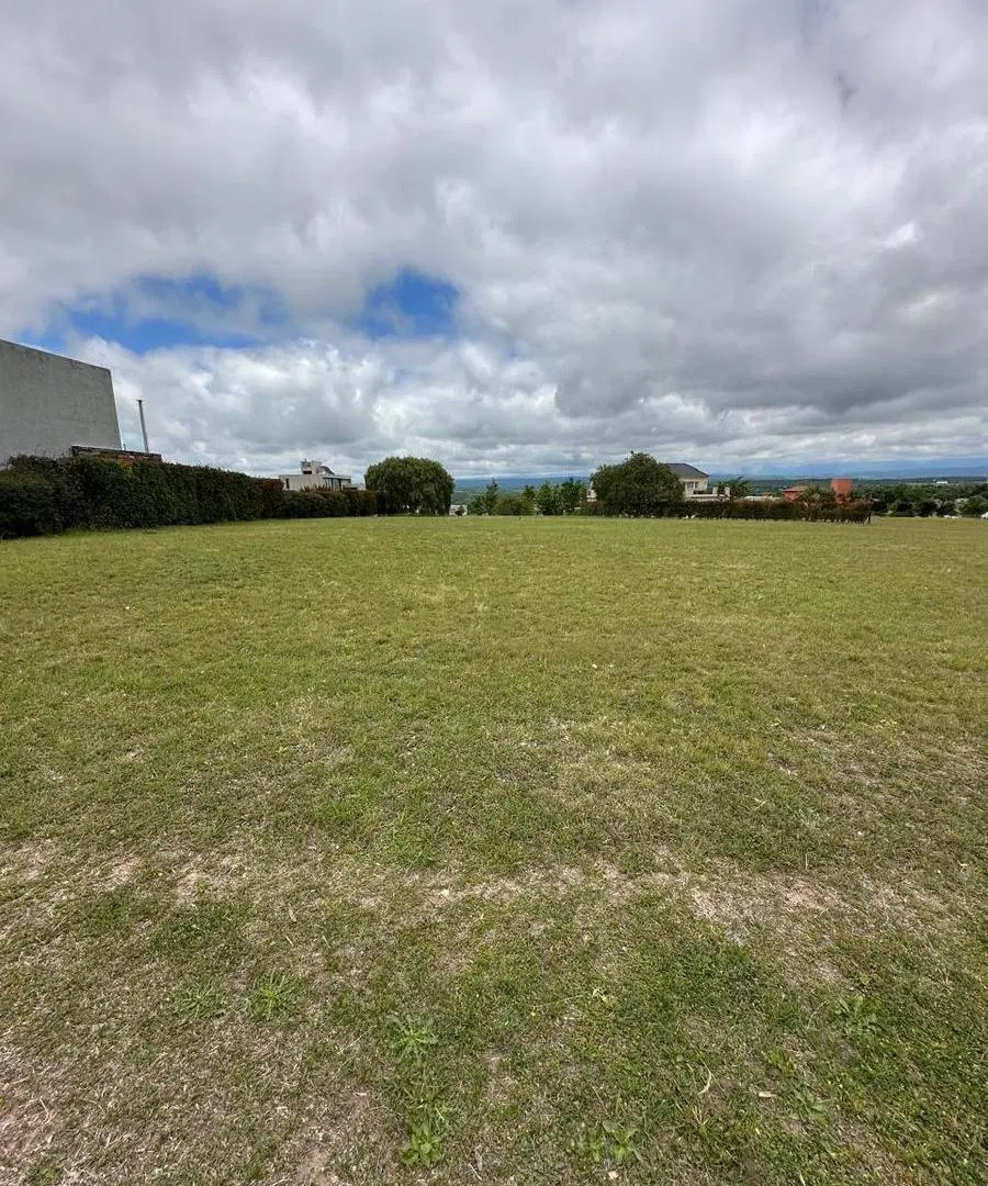 Terreno en Venta en B° Privado Los Milagros - Calamuchita - 3