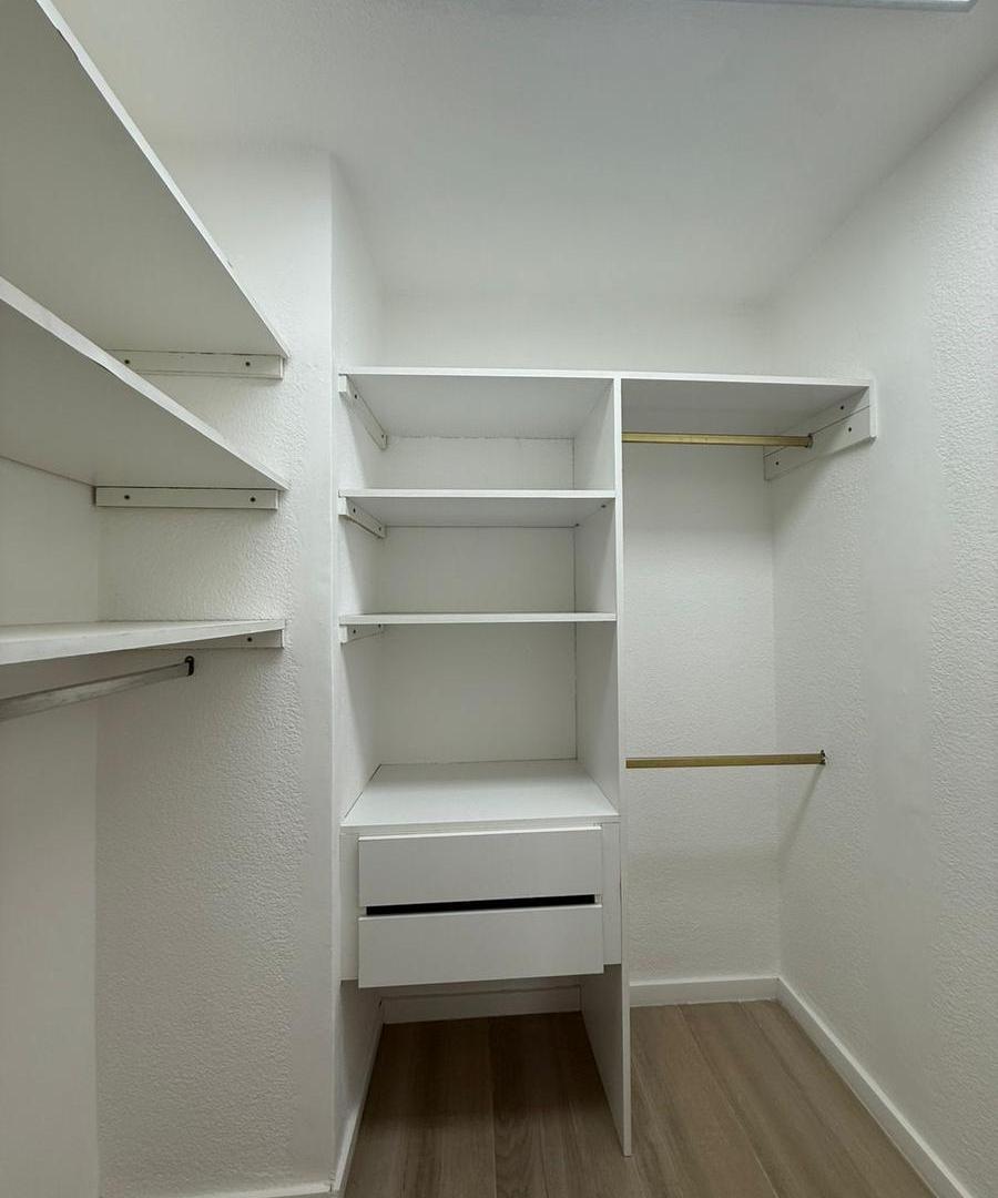 Foto de DEPARTAMENTO EN VENTA 1 DORM REMODELADO NUEVA CBA EXCELENTE UBICACIÓN, imagen 3