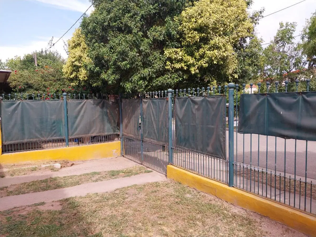 CASA en VENTA en VILLA POSSE APTA a CREDITOS, 3 d. c/PISCINA y Quincho 5