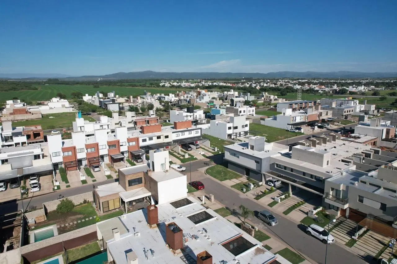 LOTE EN VENTA EN DOCTA CENTRAL  EXCELENTE OPORTUNIDAD DE INVERSIÓN Y REVENTA 3