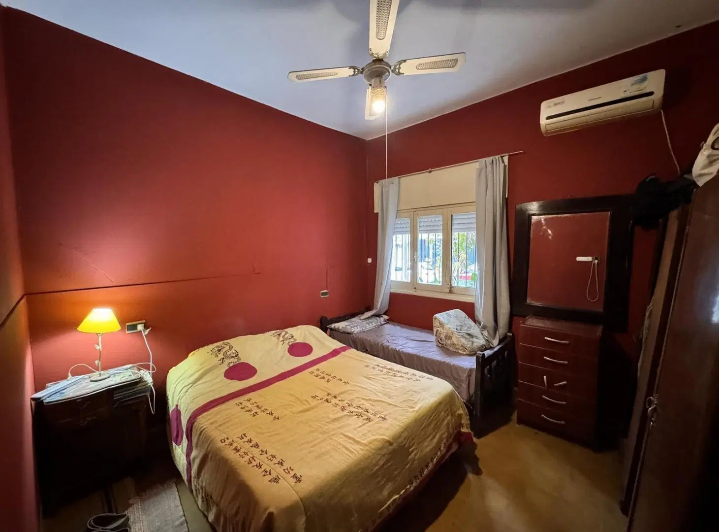 CASA A RECICLAR 3 DORM GALPON BARRIO PARQUE CAPITAL A MTS DE RUTA 20 4