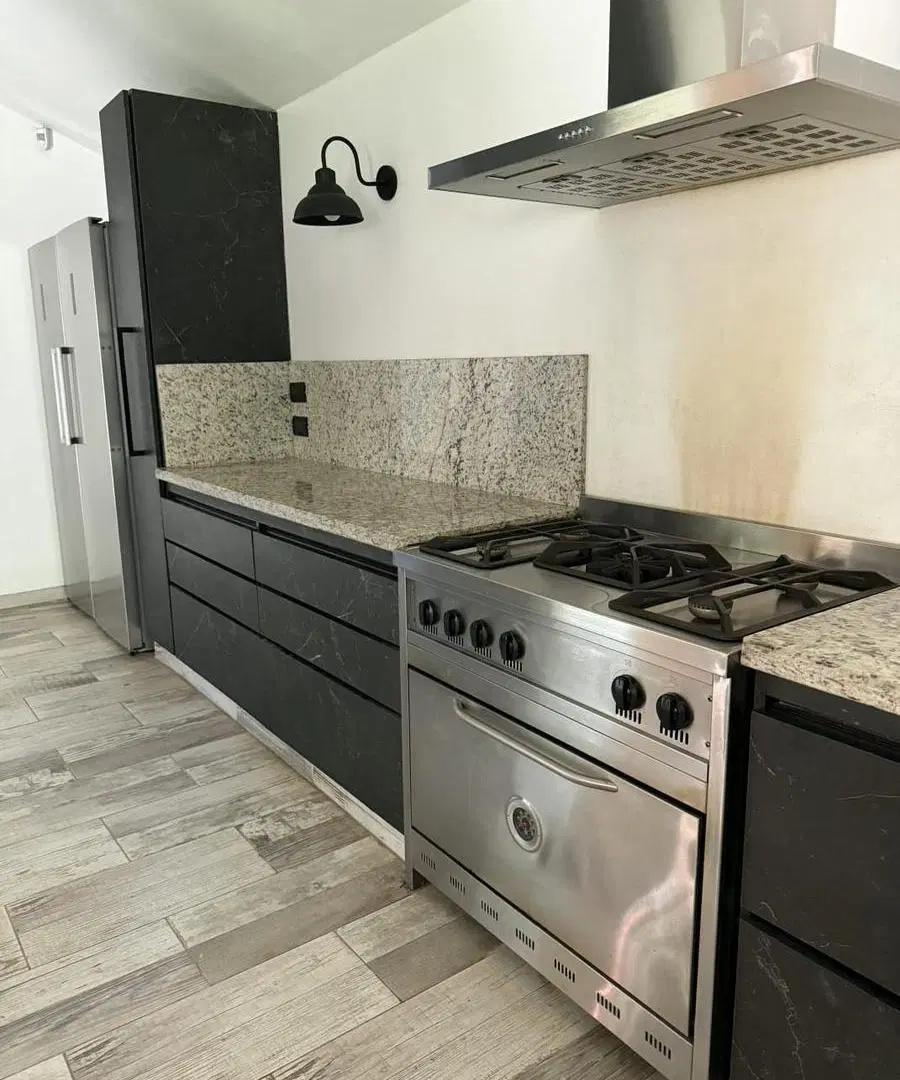 Casa en venta Villa Carlos Paz, calidad premium, 3 dormitorios, 3 baños, pileta y quincho 5
