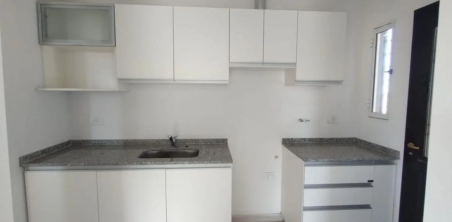 Venta casa 3 dormitorios B° Campos de Luján, Colonia Tirolesa Apta credito 2