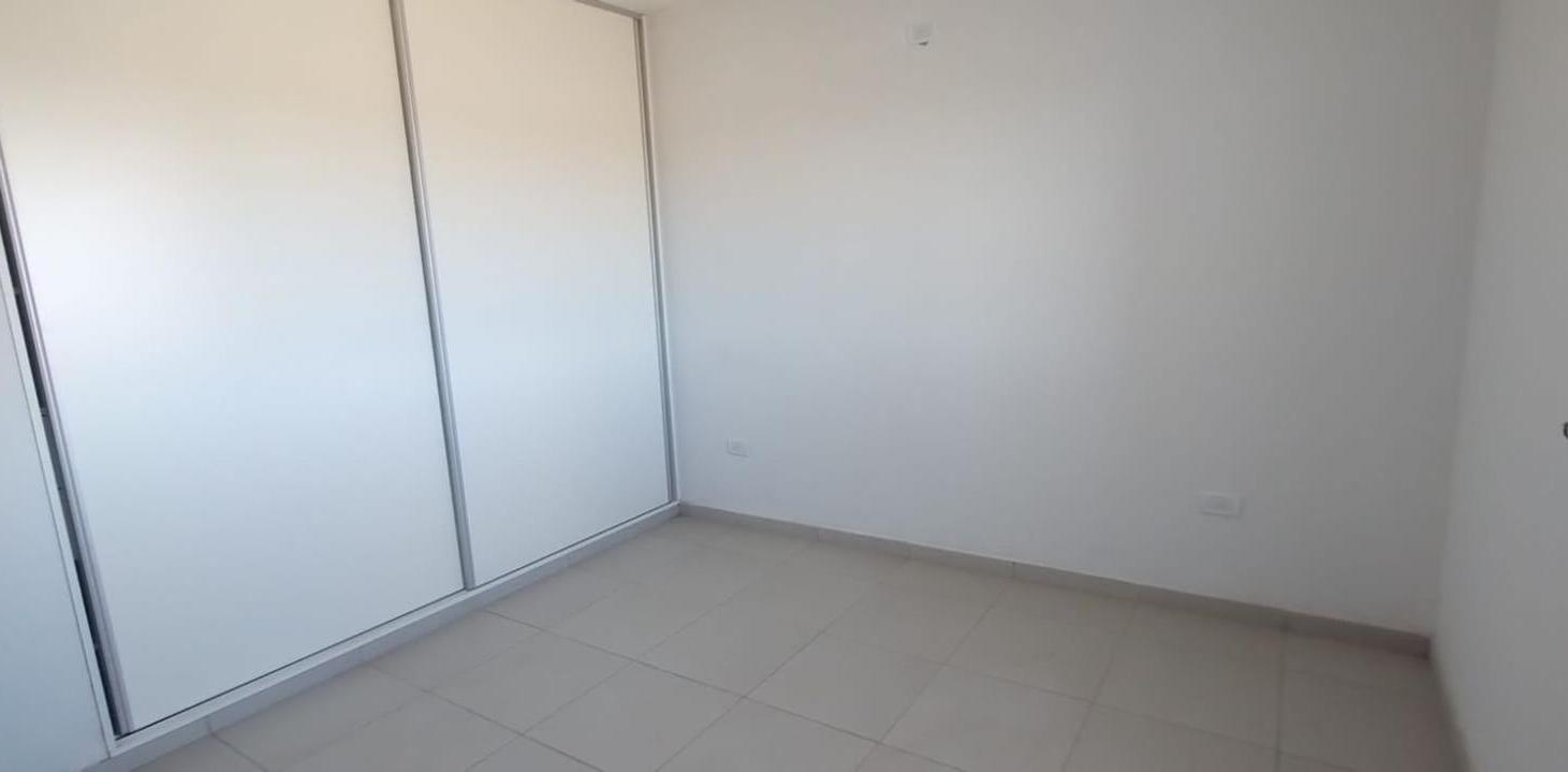 Foto de Venta casa 3 dormitorios B° Campos de Luján, Colonia Tirolesa Apta, imagen 1