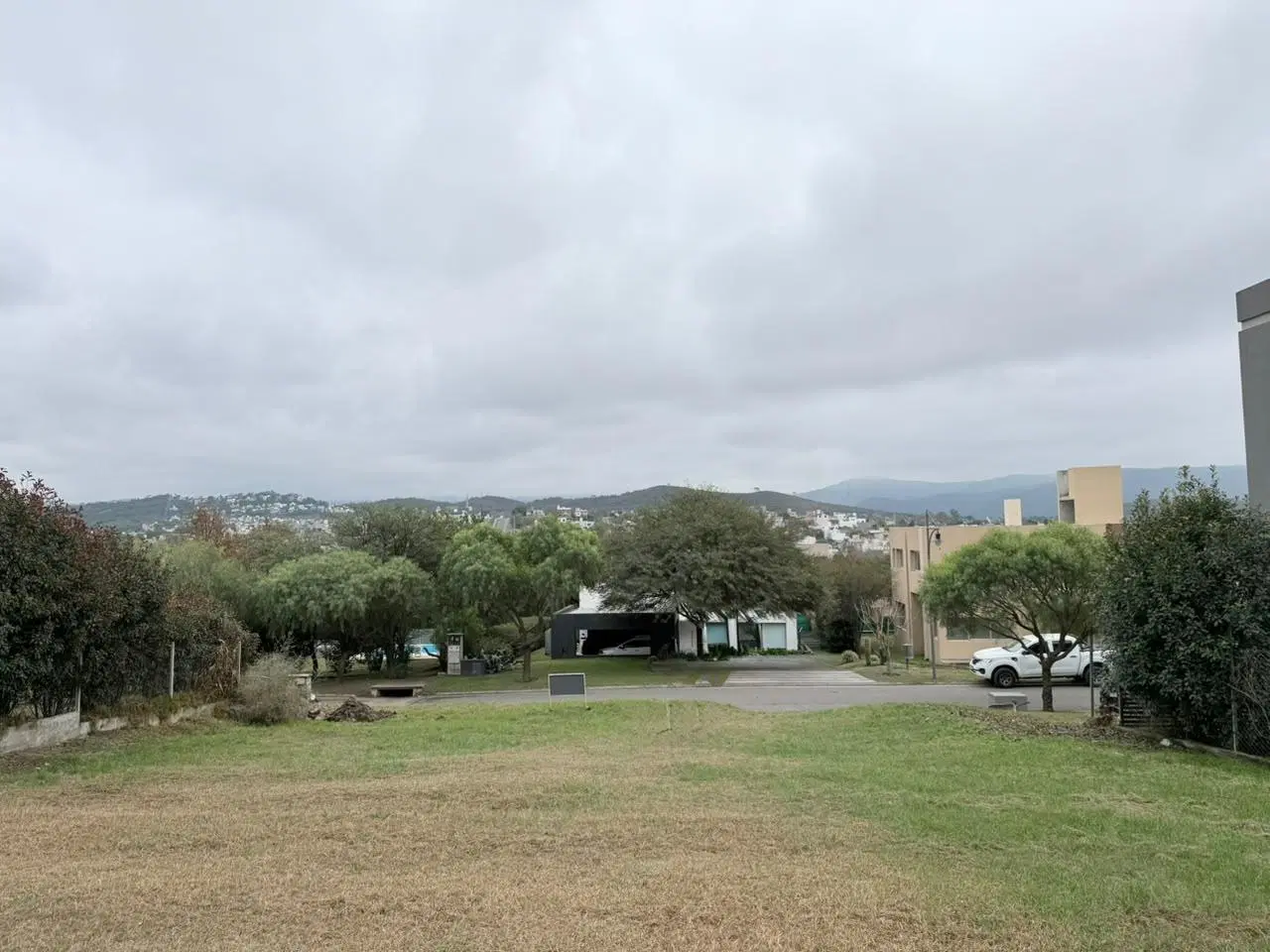 VENTA - TERRENO 820 m2 - COUNTRY LA CUESTA 3