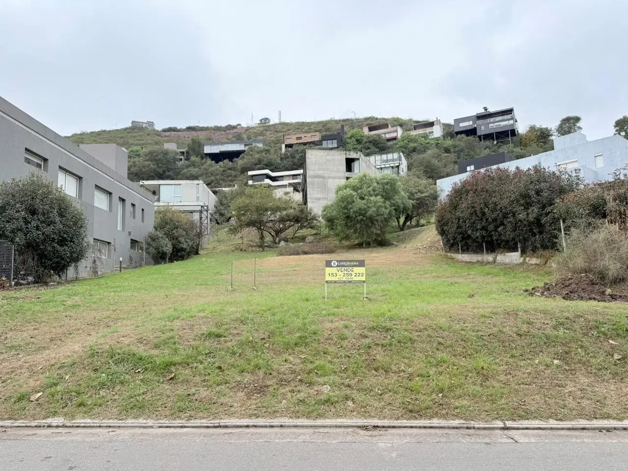 VENTA - TERRENO 820 m2 - COUNTRY LA CUESTA 4