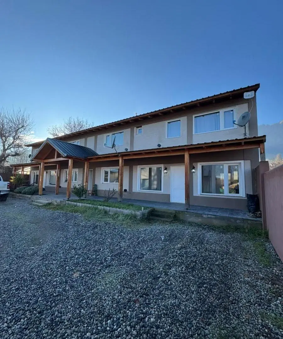 Departamento en VENTA 2 Dormitorios con cochera y vista a la montaña 3