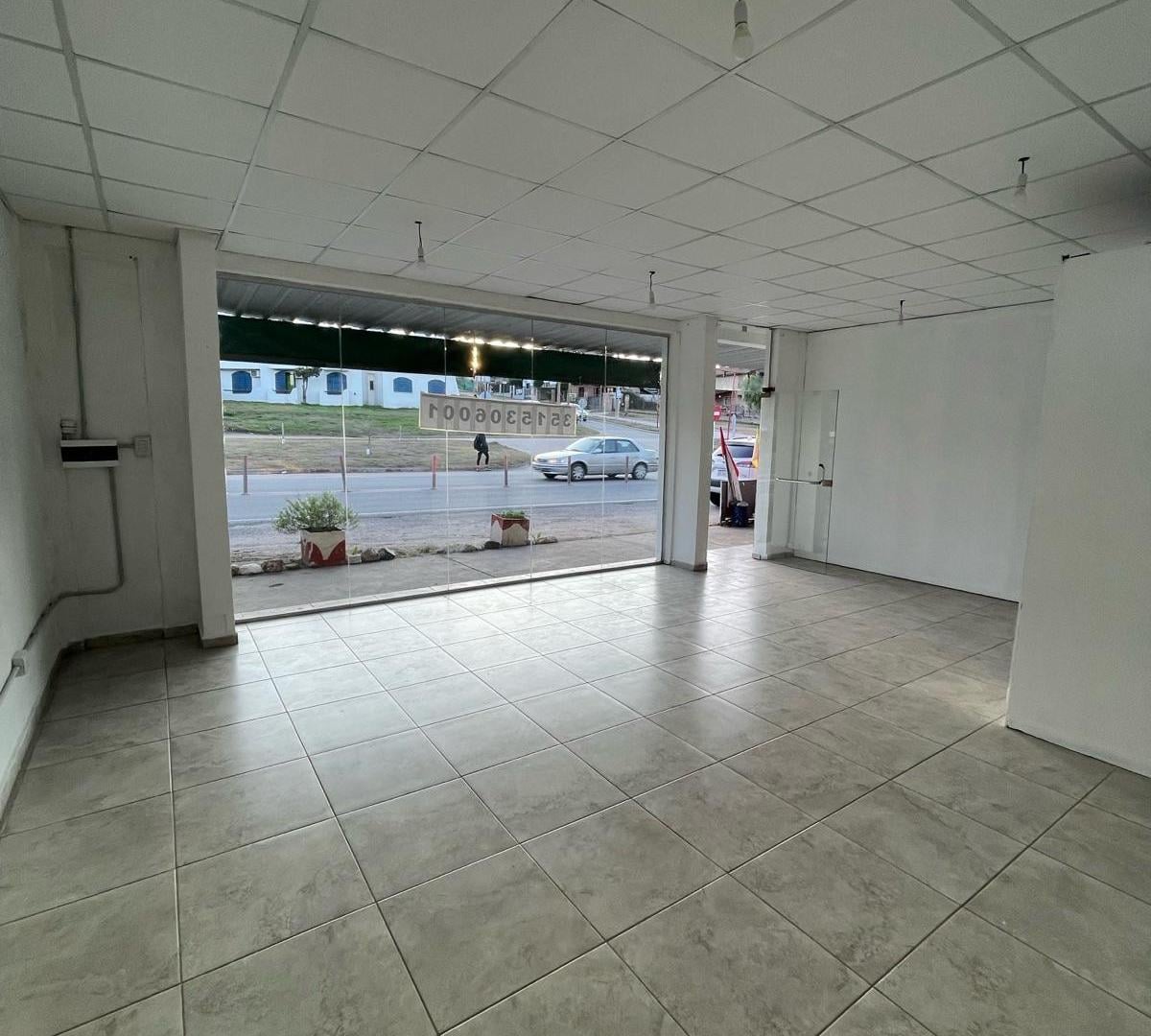 Local - Bialet Masse