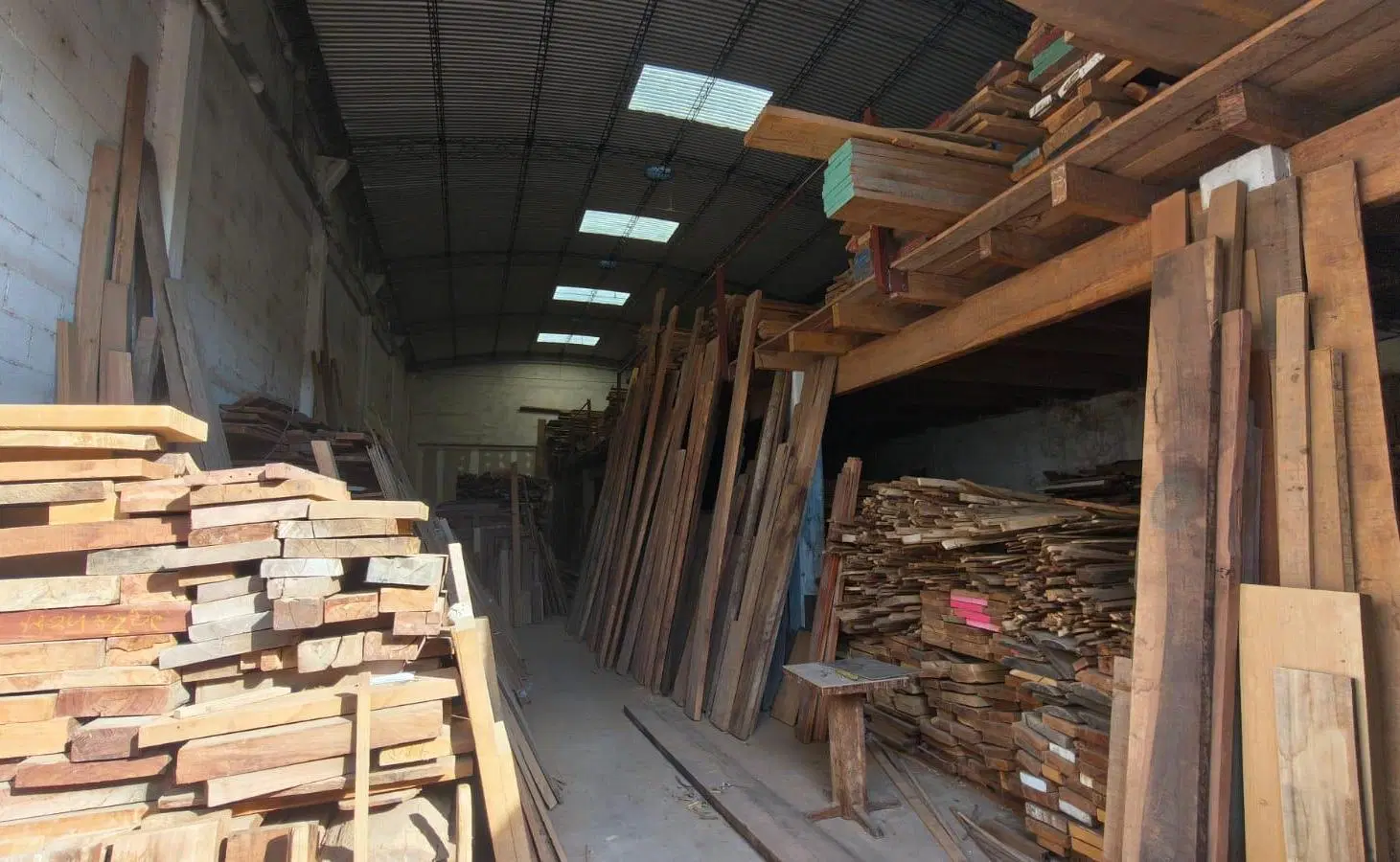 Venta Galpón B° Zumaran 180 mtrs 2 5