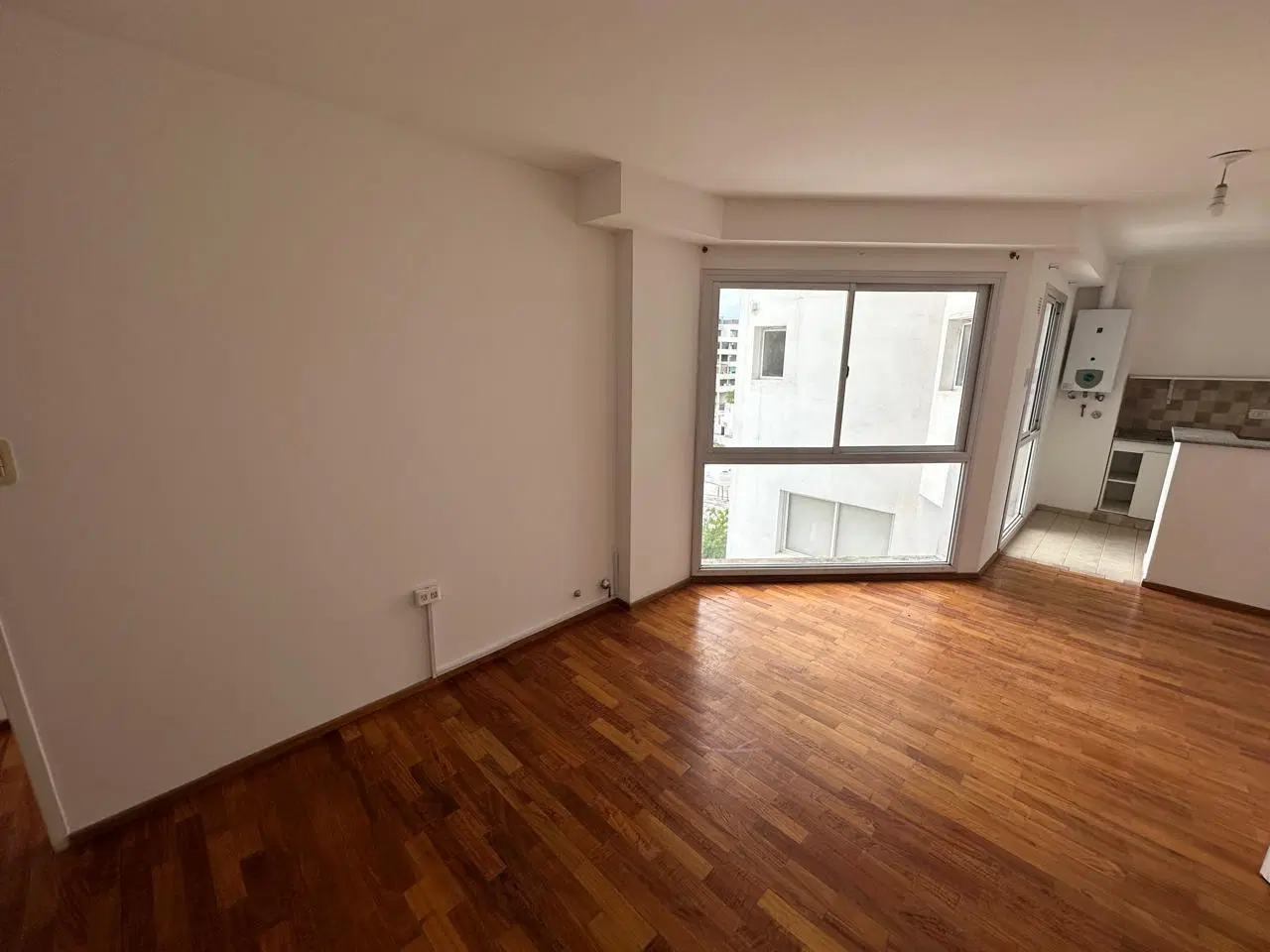 DEPTO 1 DORM GUEMES DESOCUPADO A 3 CUADRAS DE PATIO OLMOS 2