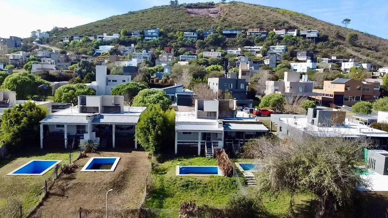 OPORTUNIDAD DUPLEX LA CUESTA 3 DORM 2