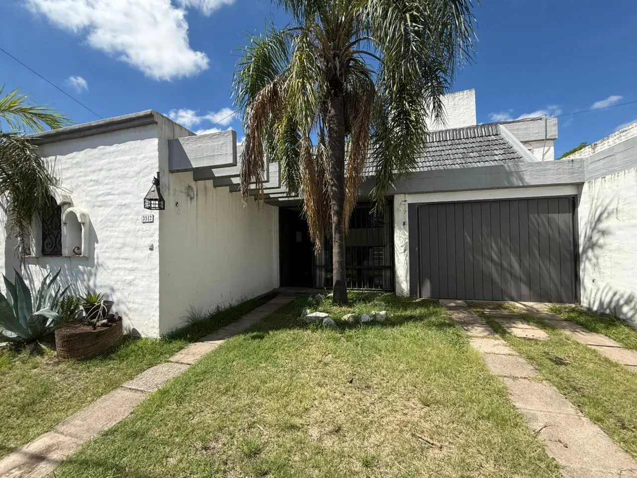 Casa con potencial a la Venta - 3 dorm - Urca 1