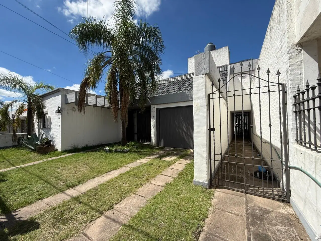 Casa con potencial a la Venta - 3 dorm - Urca 3