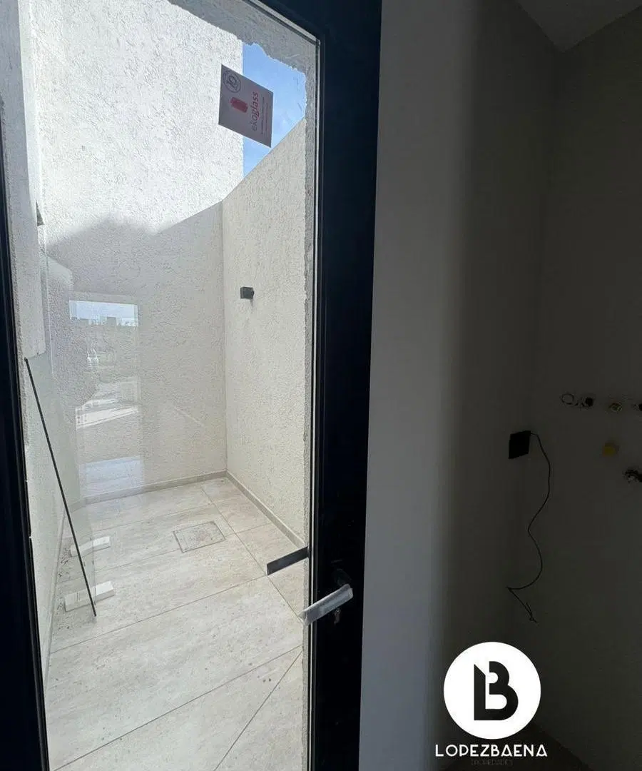 Casa en La Luisita en VENTA 4 Dormitorios 3 Baños asador y pileta 5