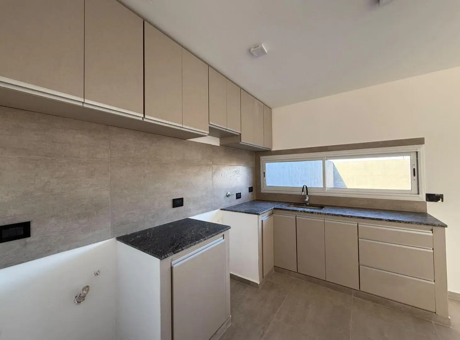 DUPLEX EN VENTA 3 DORM TERRENO SUPER AMPLIO DOCTA PARQUE 3