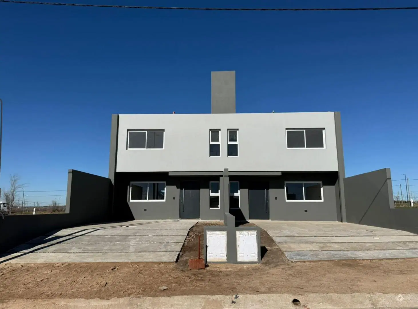 DUPLEX EN VENTA 3 DORM TERRENO SUPER AMPLIO DOCTA PARQUE 5