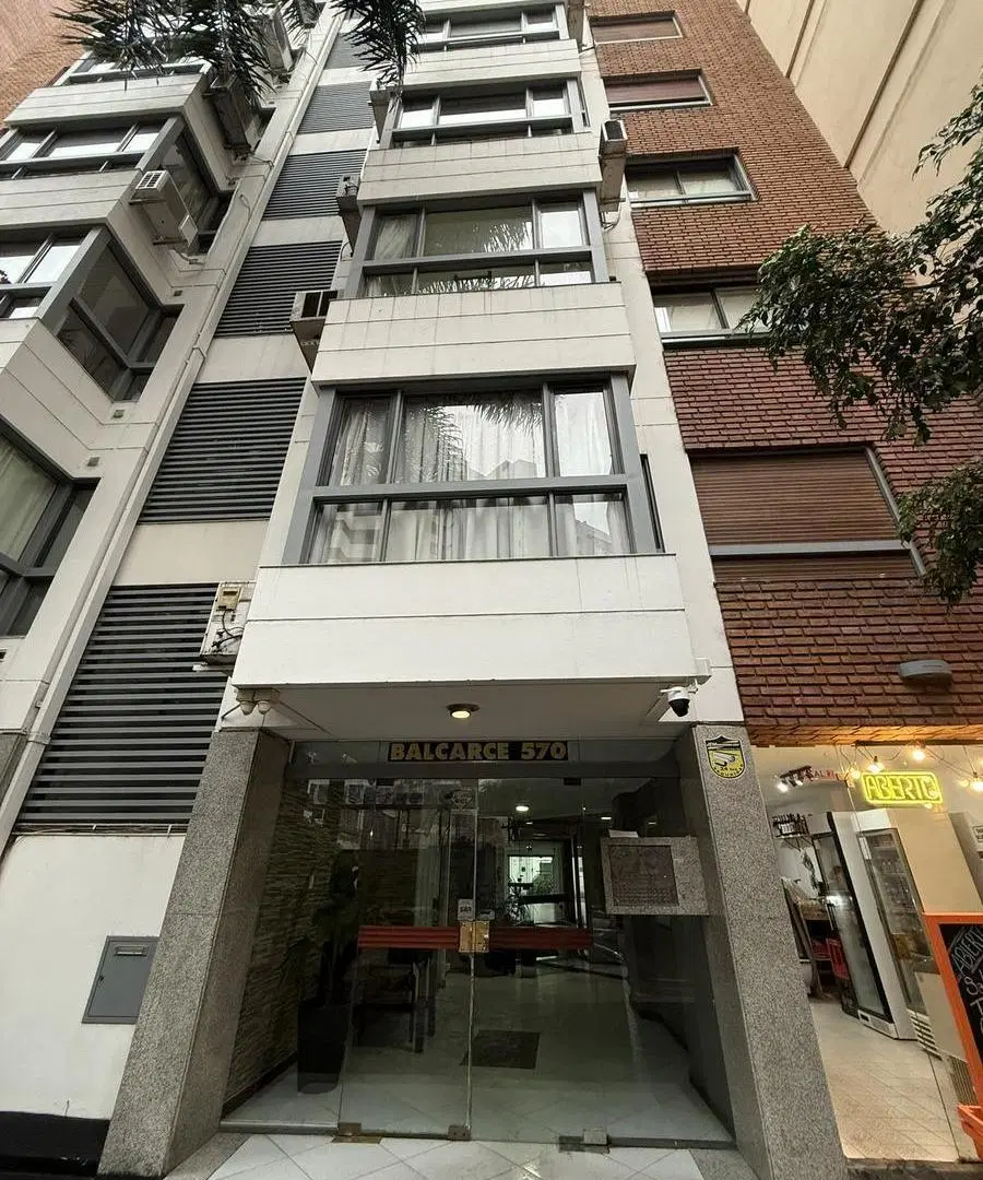 Alquiler 1 dorm en Nueva Cordoba - Patio en el edificio 4