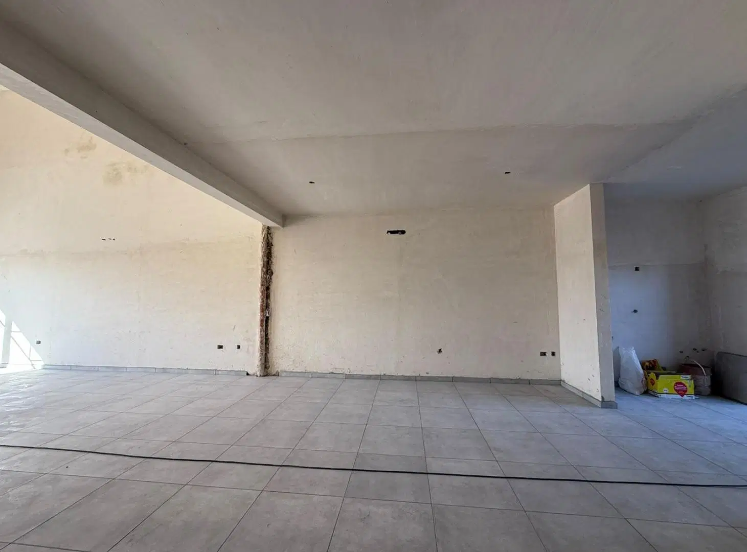 EXCELENTE LOCAL COMERCIAL A LA VENTA DOCTA SOBRE BOULEVARD 4