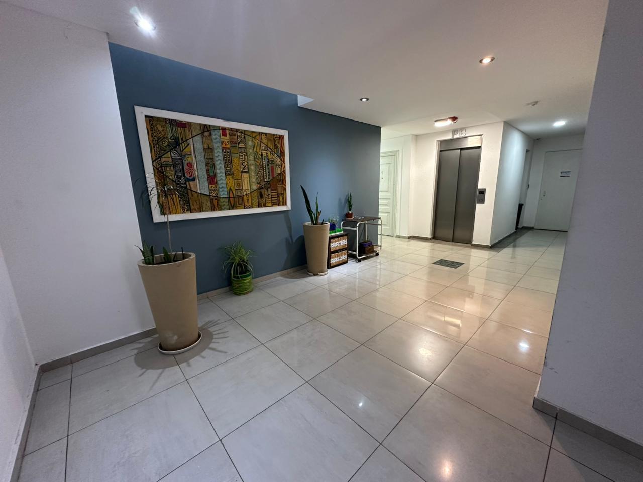 Foto de Alquiler Departamento 1 dormitorio! Barrio General Paz. Córdoba, imagen 2