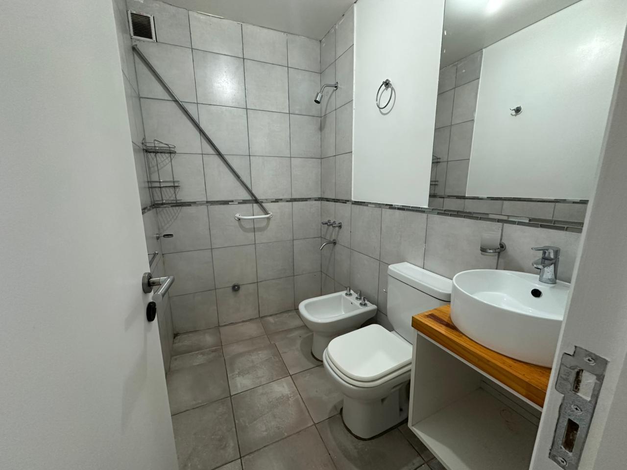 Foto de Alquiler Departamento 1 dormitorio! Barrio General Paz. Córdoba, imagen 3