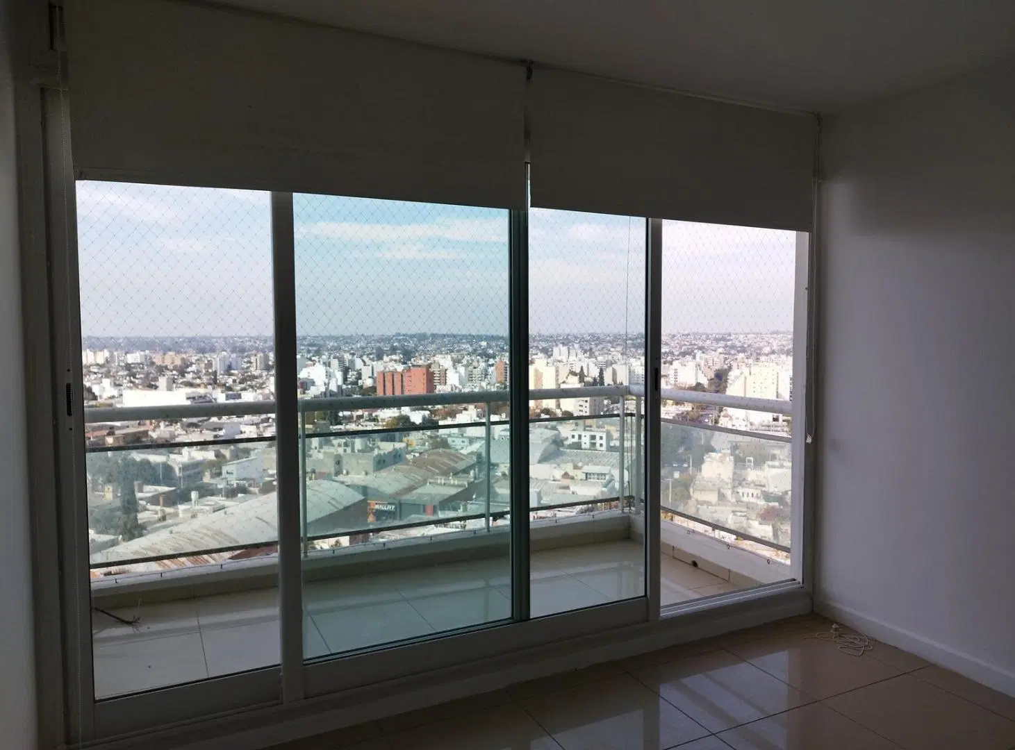 Alquiler - Departamento en Complejo Miracielos 2