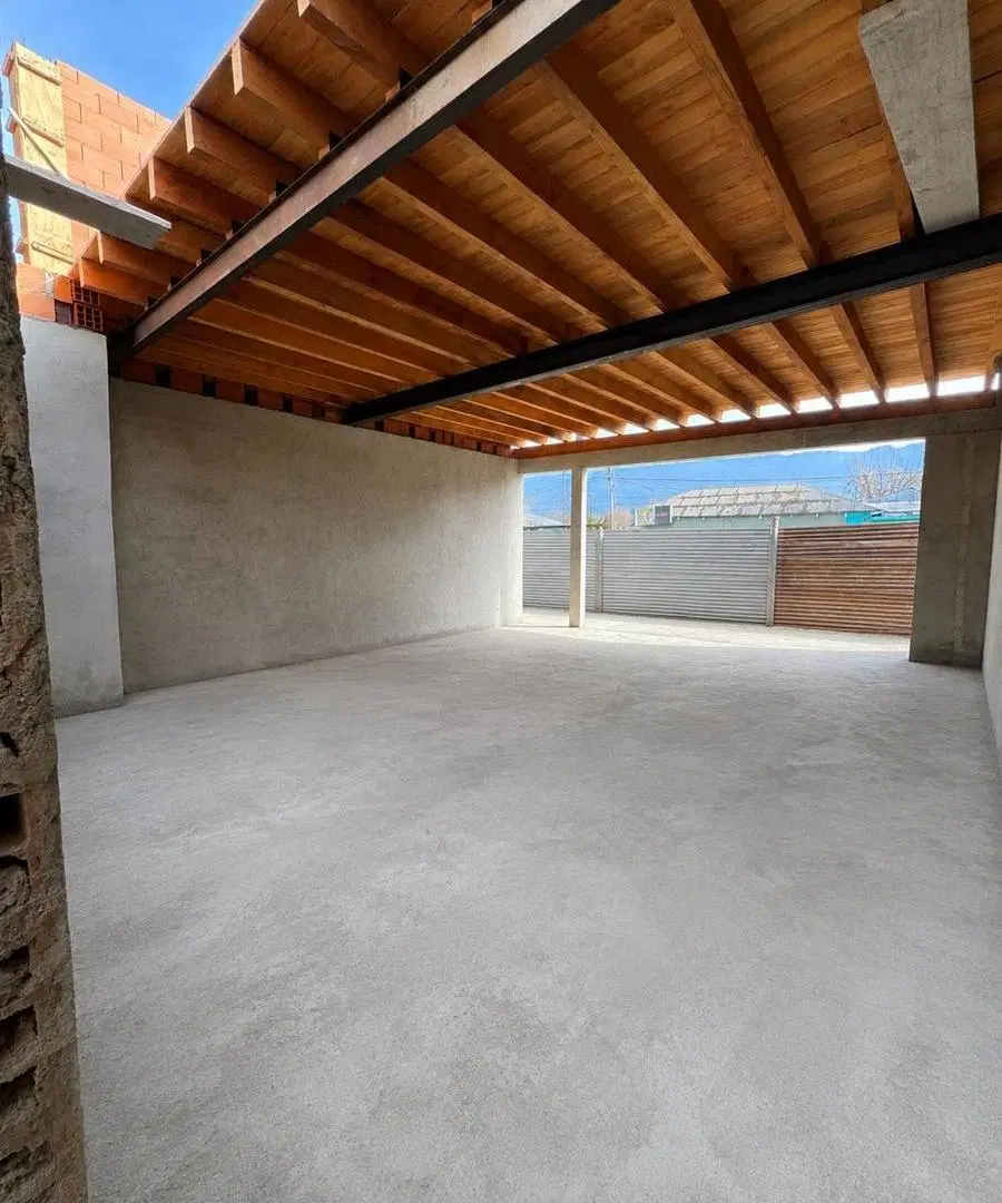 Local en VENTA - Financiamiento - Río Negro 8
