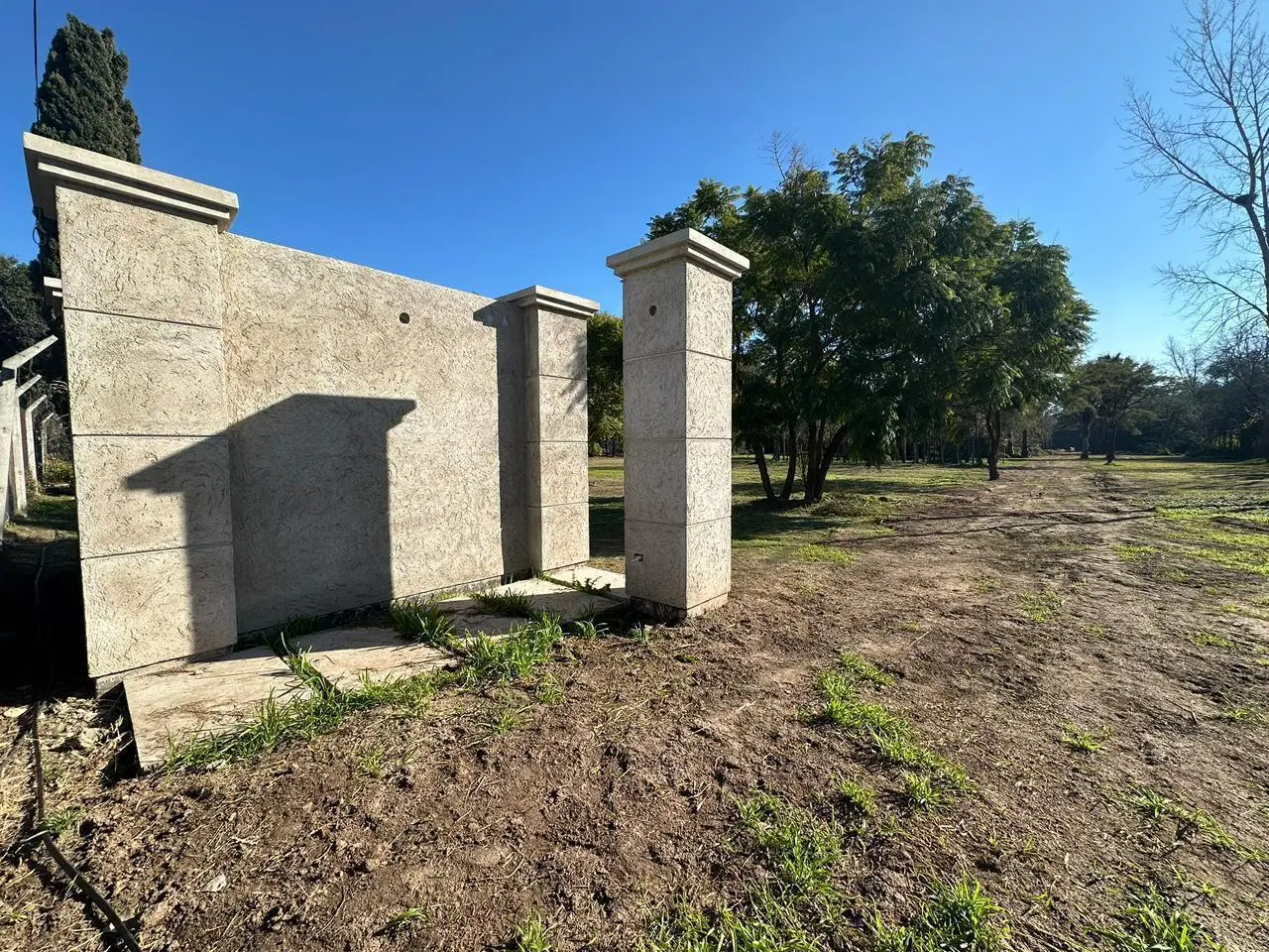 FINCA HELENA. Housing de 6 lotes con escritura y servicios! Seguridad y Naturaleza 4