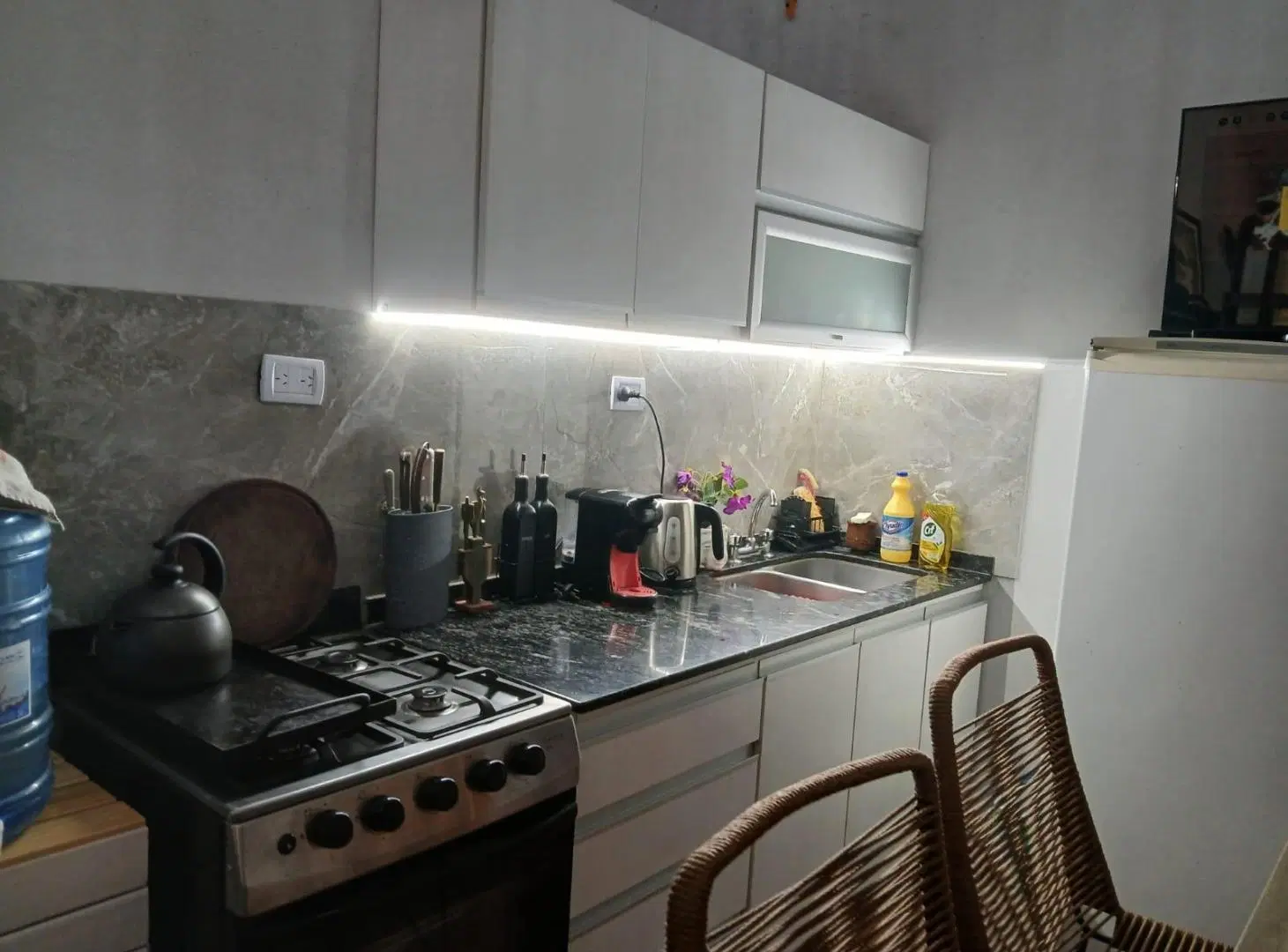 TU OPORTUNIDAD!!!Casa en VENTA en SALSIPUEDES, lista para vivir   pileta   un departamento!!! 4