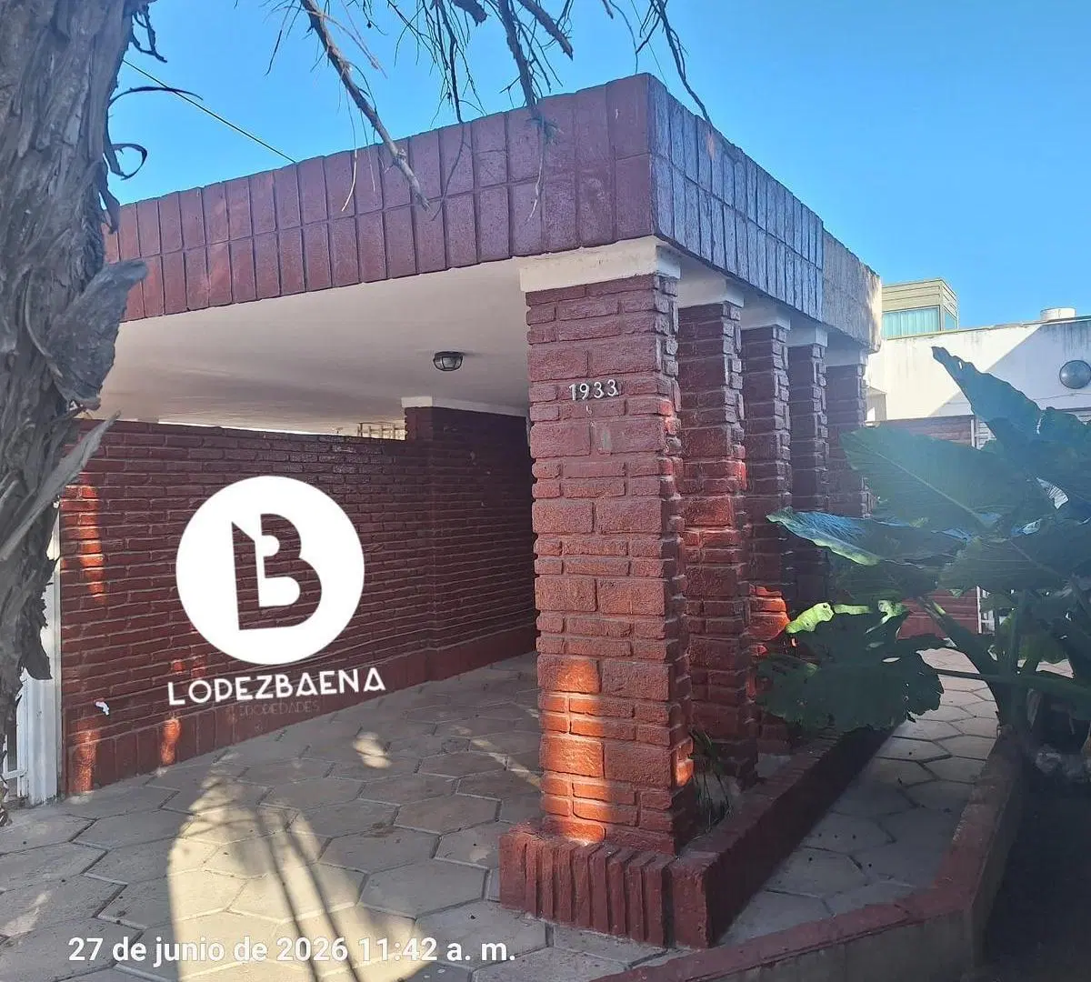 PH en Alquiler en Barrio Ayacucho 1Planta 2 dormitorios, patio y cochera amplia cubierta. Dir: Amell 5
