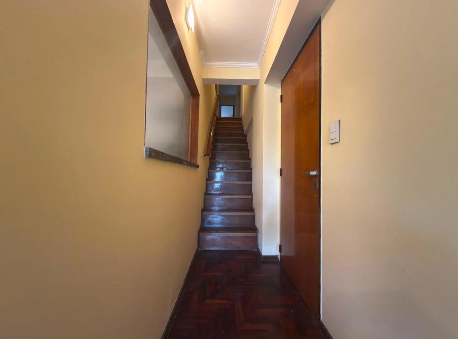 ALQUILO DEPTO 1 DORM Y MEDIO AV POETA LUGONE, NUEVA CBA, FRENTE A PLAZA SAN MARTIN!!! 5