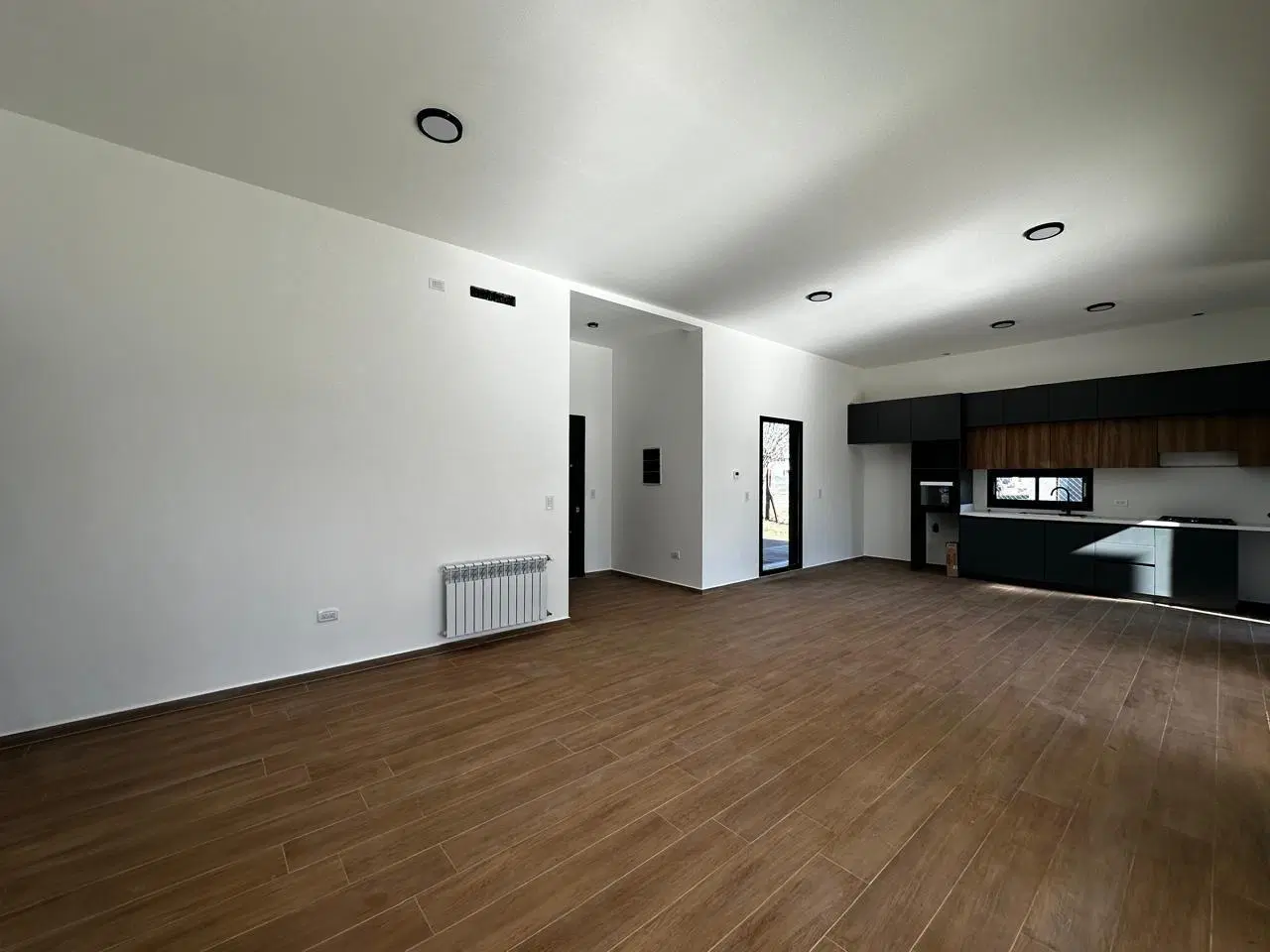 VENDO CASA 3 DORMITORIOS, SUITE Y VESTIDOR, CALEF CENTRAL, GALERIA CON ASADOR 5