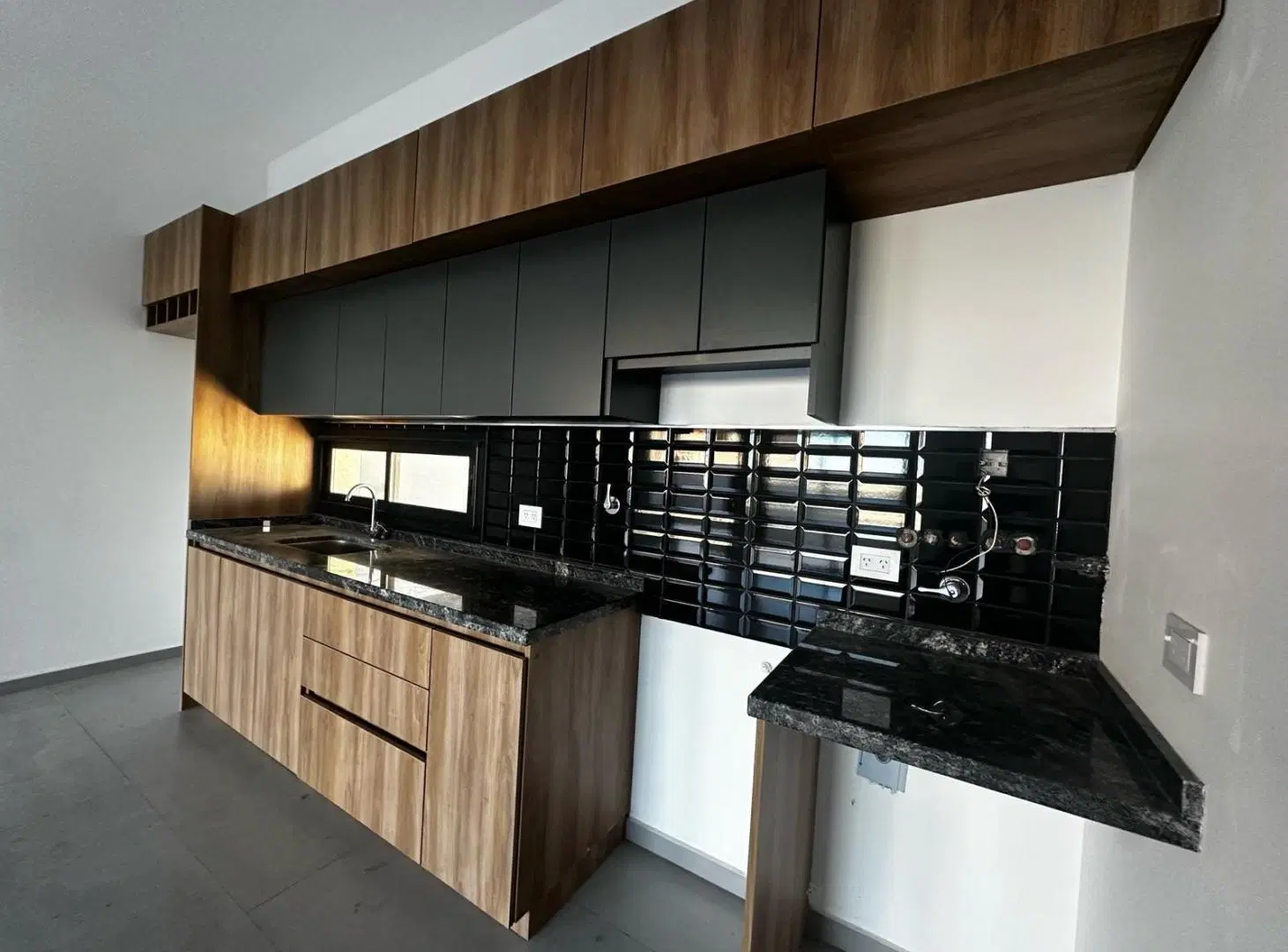 VENDO CASA EN NOBU TOWN 3 DORMITORIOS SUITE,  APTA CREDITO 2