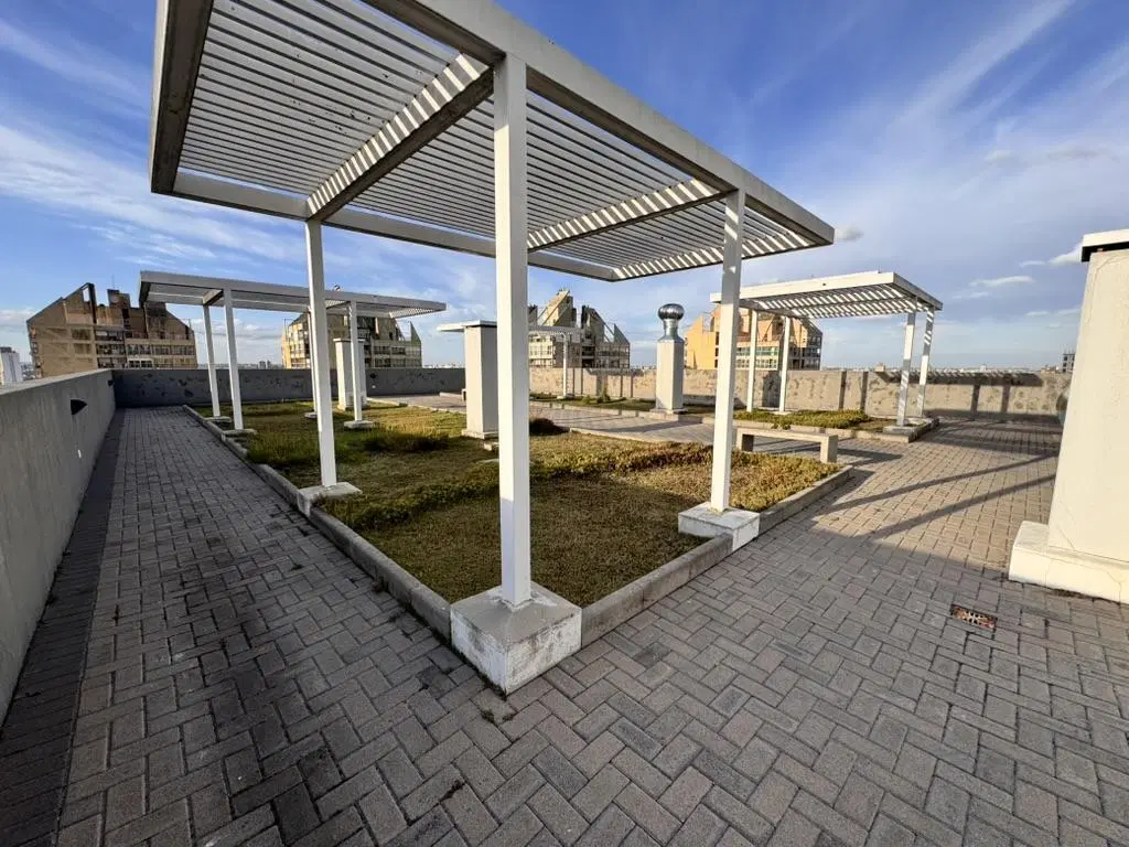 DEPTO 2 DORM CON PATIO ALBERDI CON AMENITIES COMPLEJO ALGARROBO 5