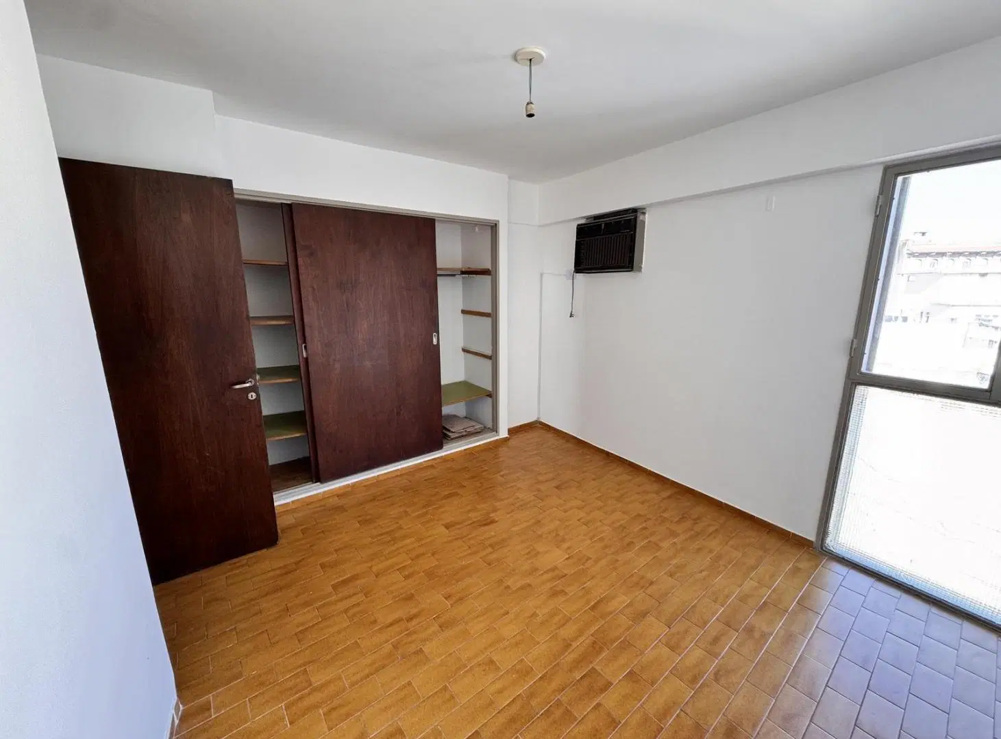 DEPTO 2 DORM CENTRO CON SEGURIDAD EN ALQUILER 8
