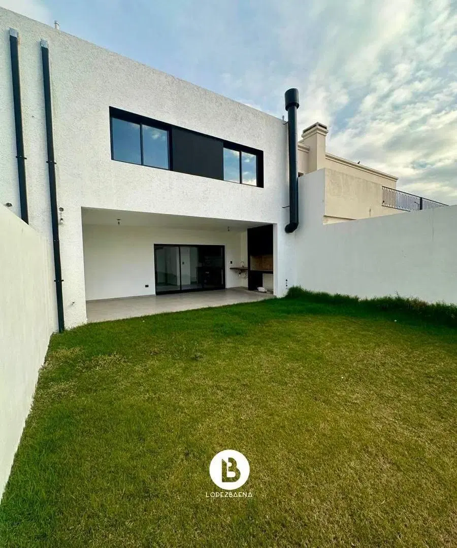 CasaVENTA DUPLEX 3 DORMITORIOS EN DOCTA ETAPA 1 4