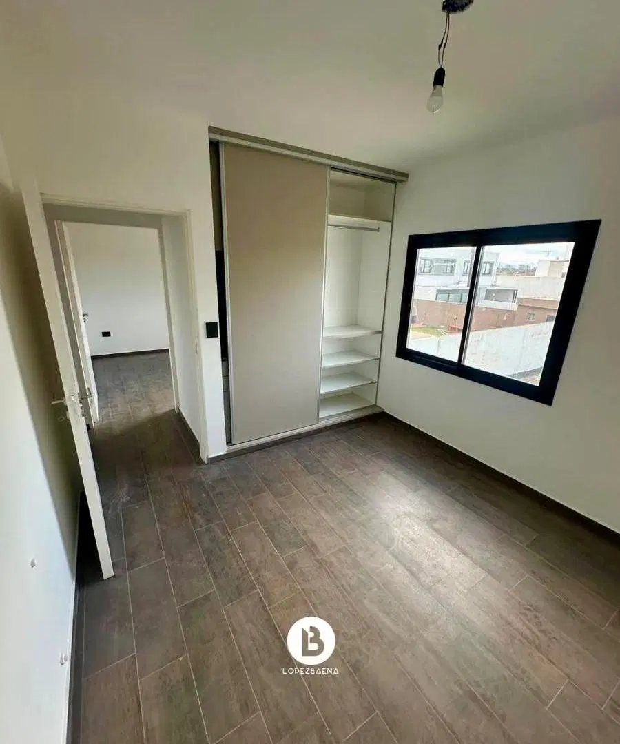 CasaVENTA DUPLEX 3 DORMITORIOS EN DOCTA ETAPA 1 8