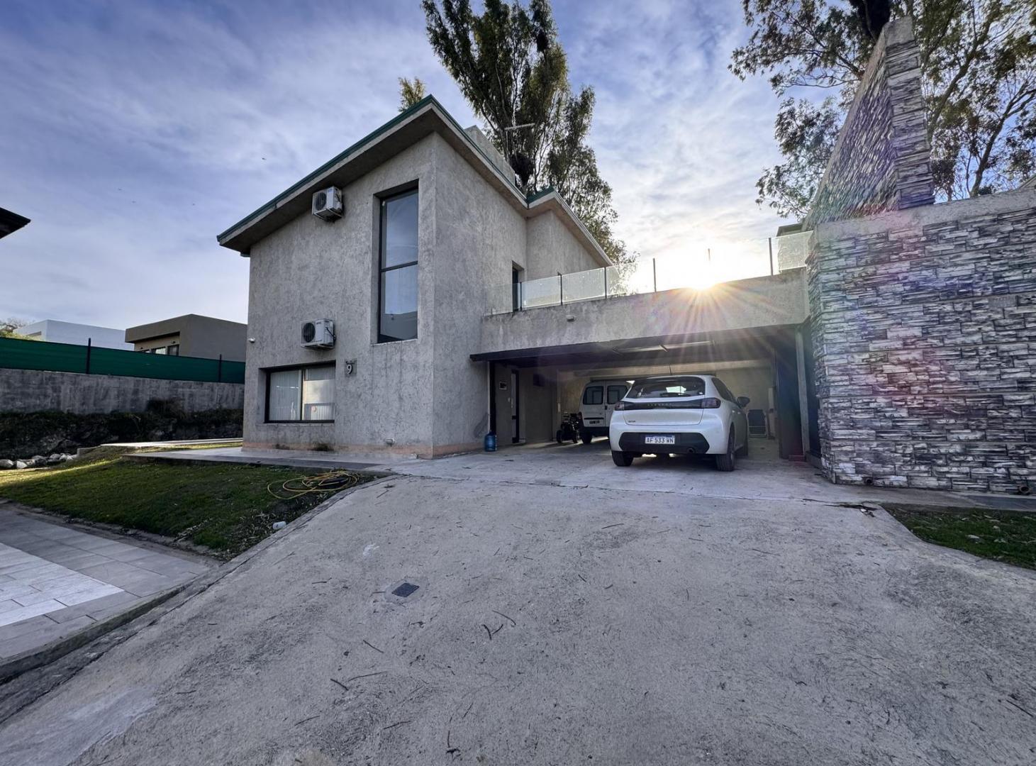 Foto de DUPLEX 3 DORM CON PILETA EN ALQUILER EN ARBOLADA HOLLYWOOD, imagen 5