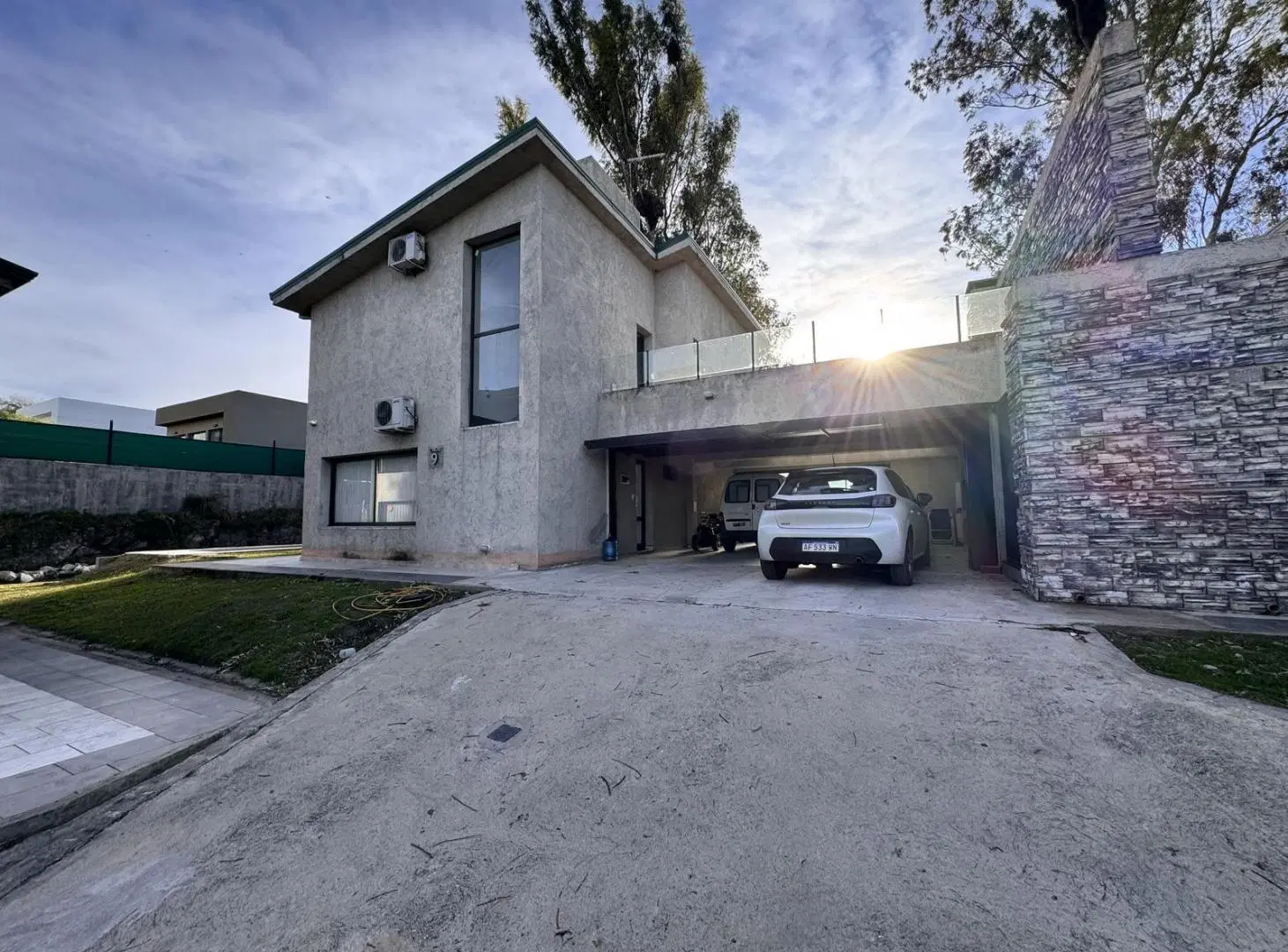 DUPLEX 3 DORM CON PILETA EN ALQUILER EN ARBOLADA HOLLYWOOD 5
