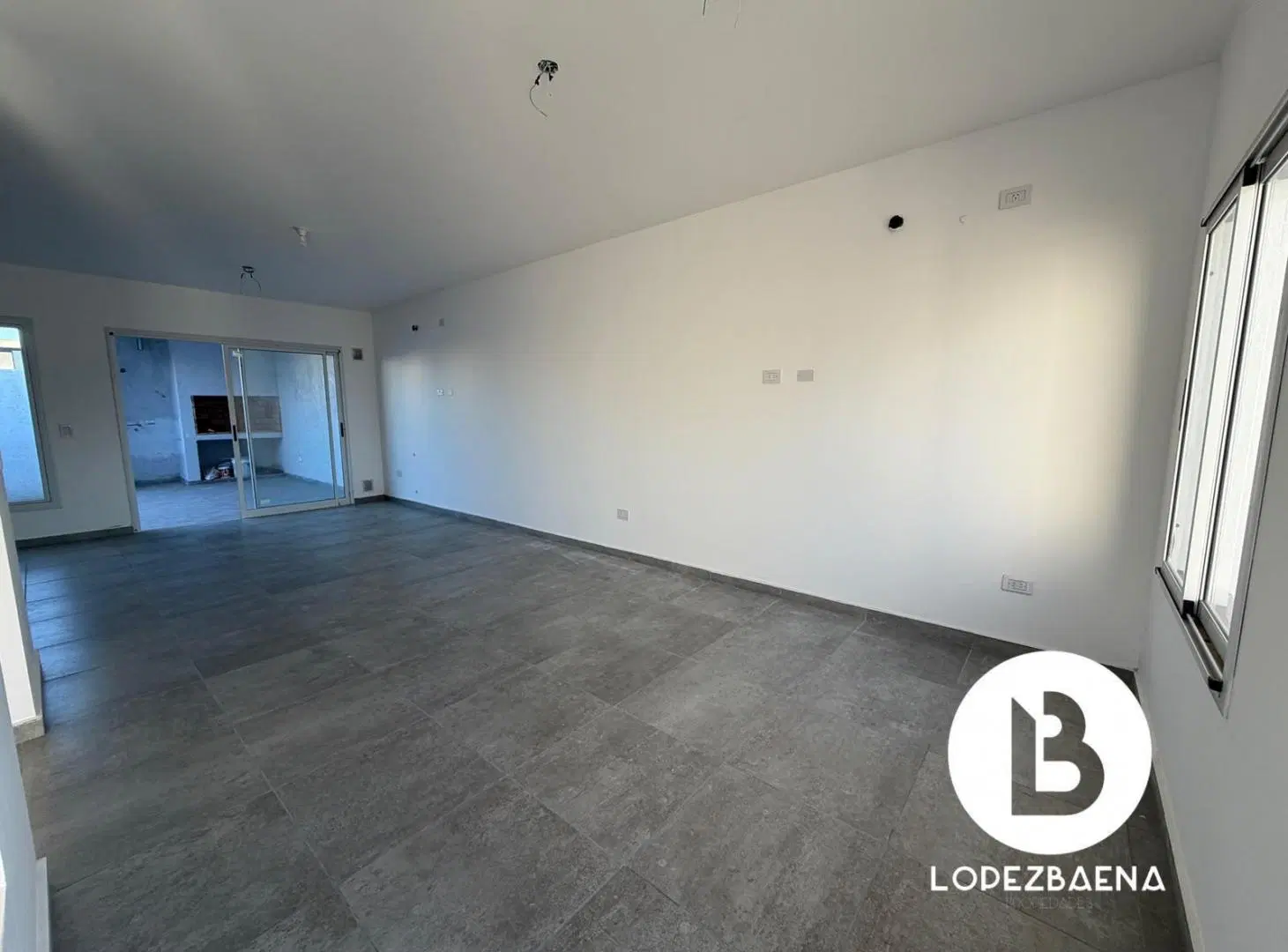 Vendo Duplex 2 dormitorios y 2 baños en San Ignacio Village (Manantiales II) Frente plaza 2