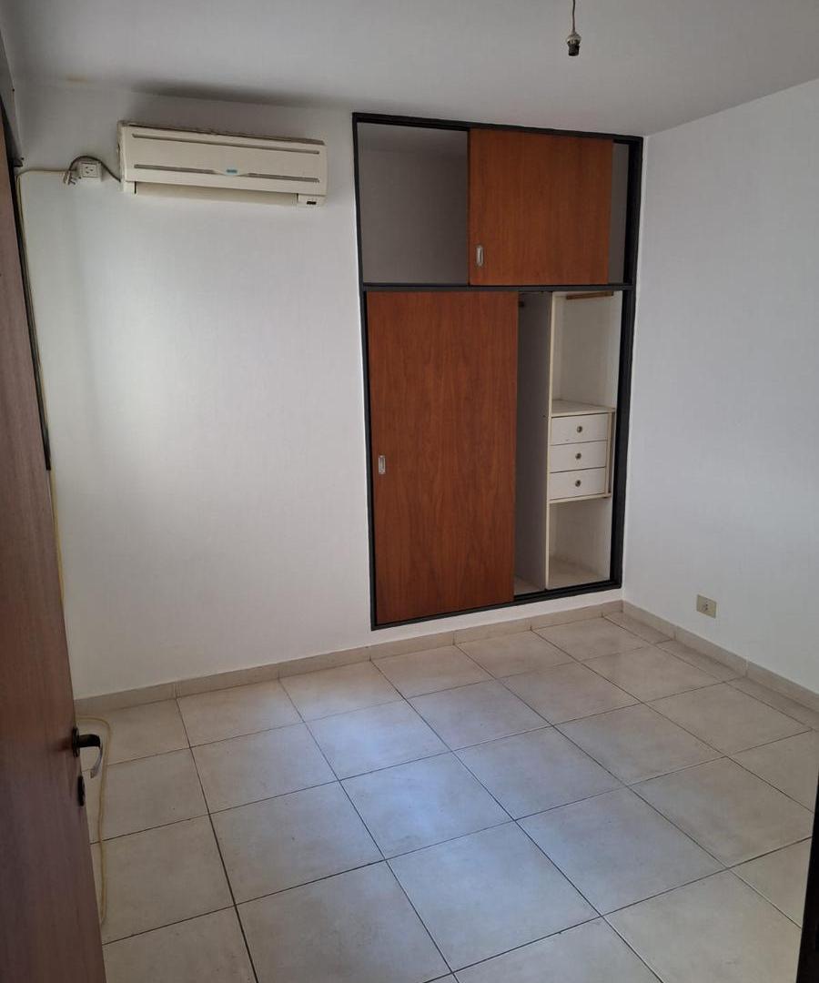 Foto de Amplio Departamento en Alquiler 1 dorm más 2 patios -Famatina al 100- GN, imagen 2