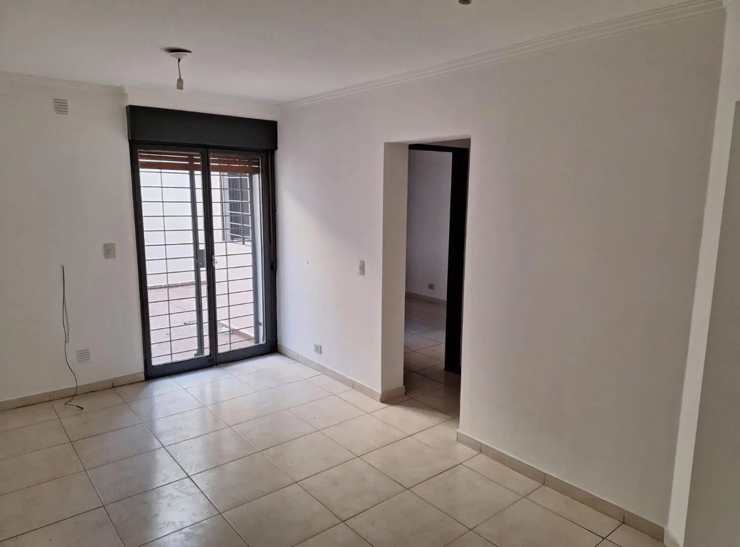 Amplio Departamento en Alquiler 1 dorm más 2 patios -Famatina al 100- GN 5