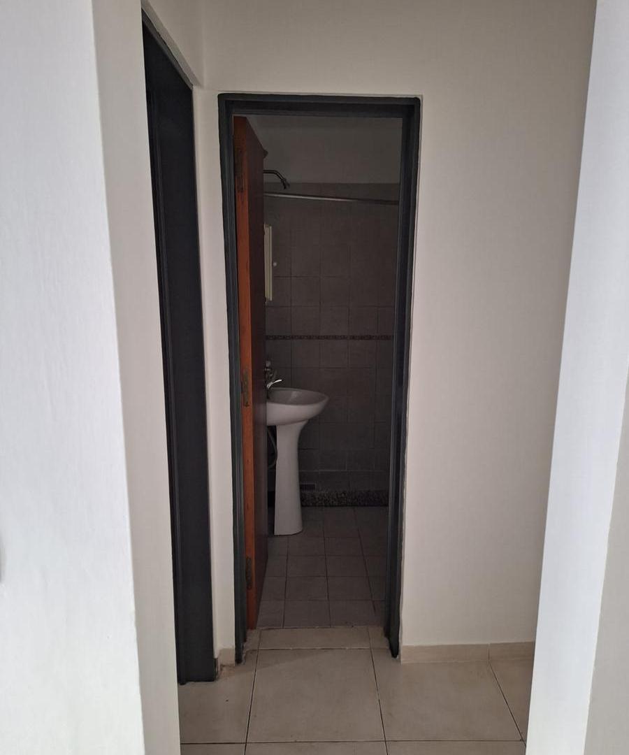 Foto de Amplio Departamento en Alquiler 1 dorm más 2 patios -Famatina al 100- GN, imagen 4