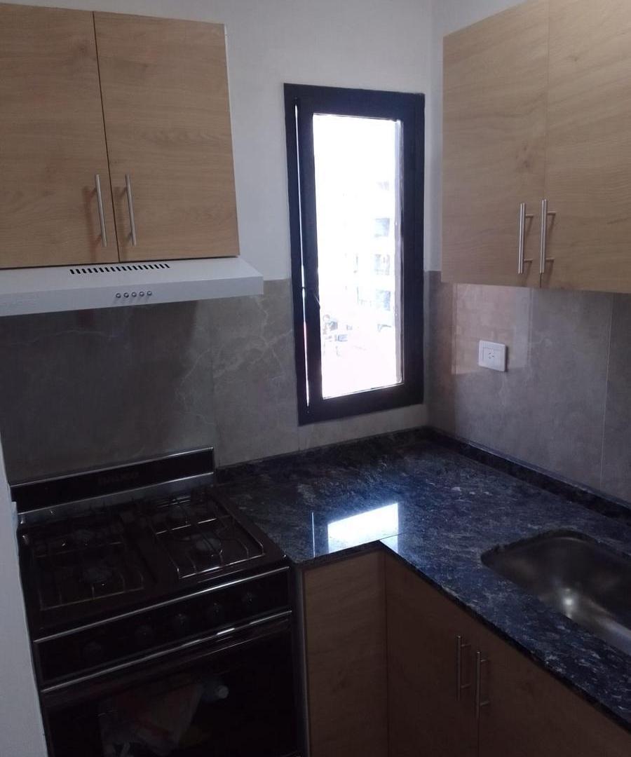 Foto de DEPARTAMENTO EN ALQUILER 1 DORM CON BALCÓN BARRIO ALBERDI, imagen 5