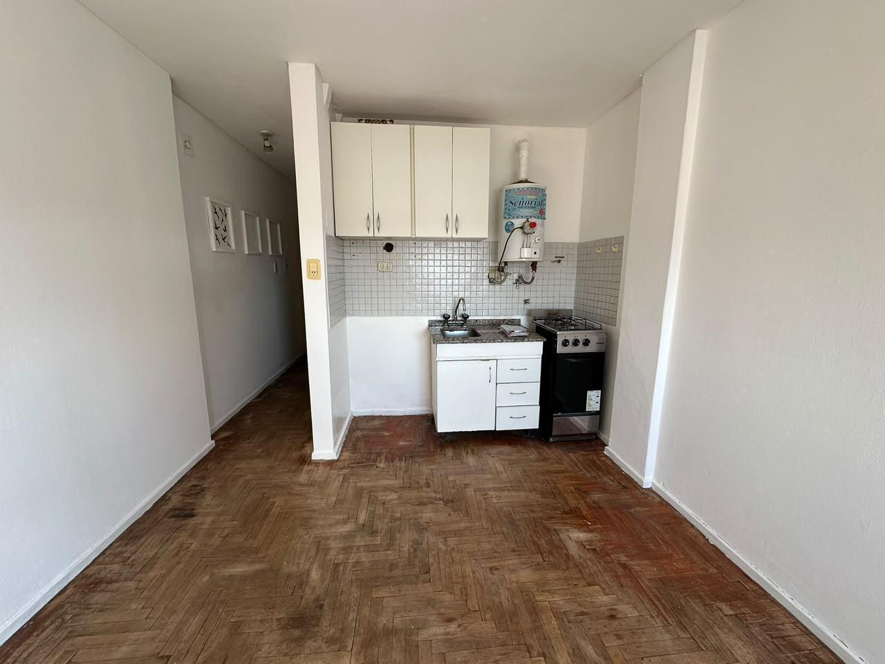 Foto de MONOAMBIENTE EN ALQUILER EN EL CENTRO, imagen 3