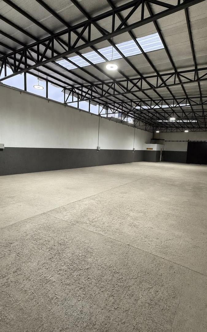 Foto de BARRIO PROVIDENCIA – Galpón 310 m² – Excelente ubicación, imagen 1