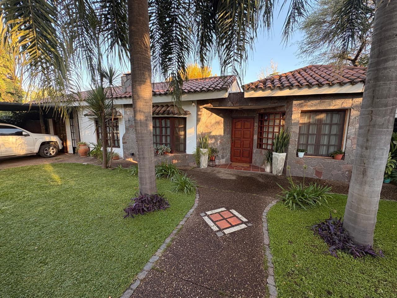 Foto de Casa en venta Villa Warcalde, 4 dormitorios- 3 baños., imagen 5
