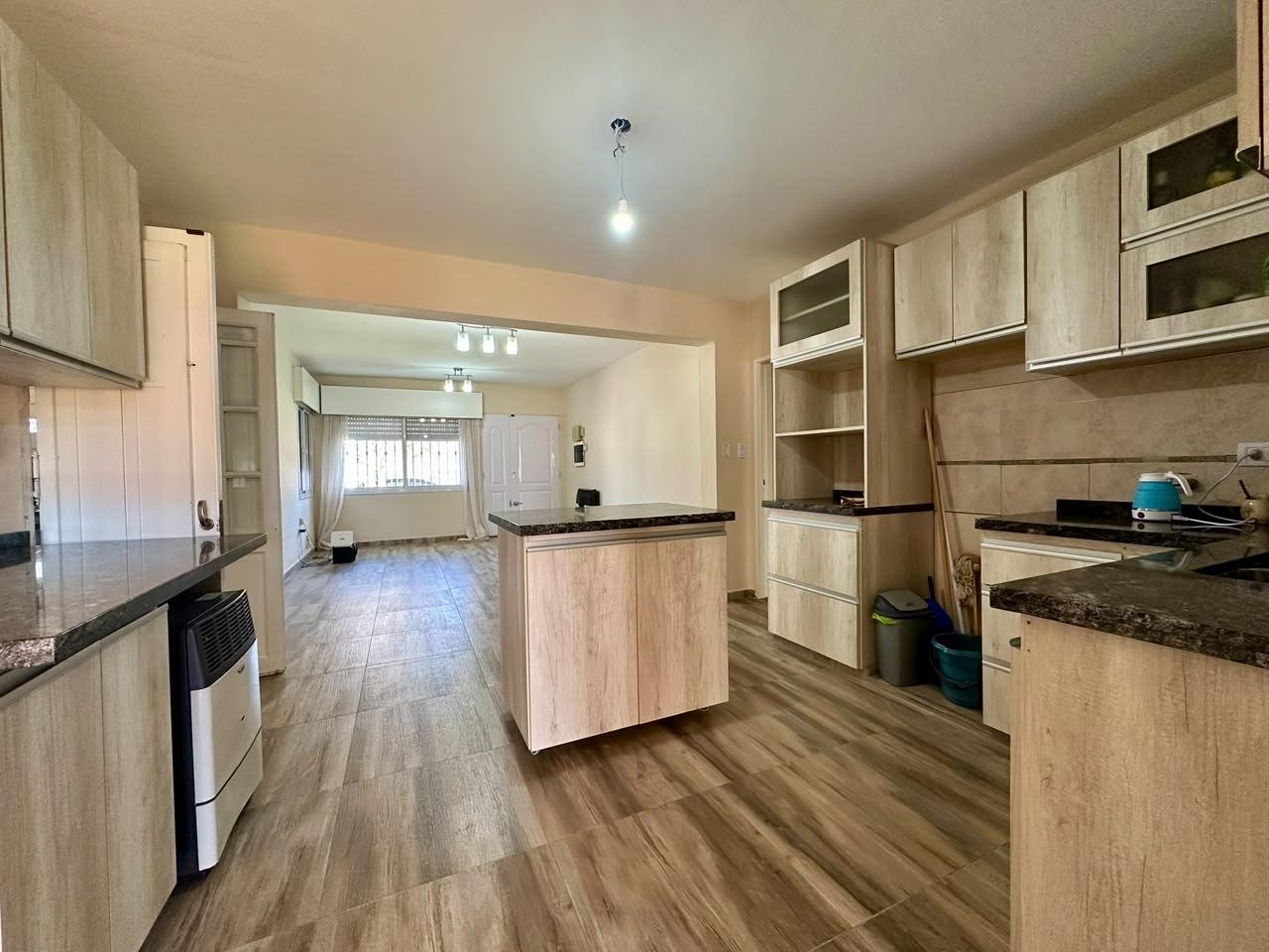 Foto de Venta Casa 2 Dormitorios - al lado del Río - Mendiolaza, imagen 3